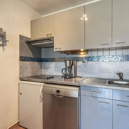 Apartment Les Caraibes By Interhome *